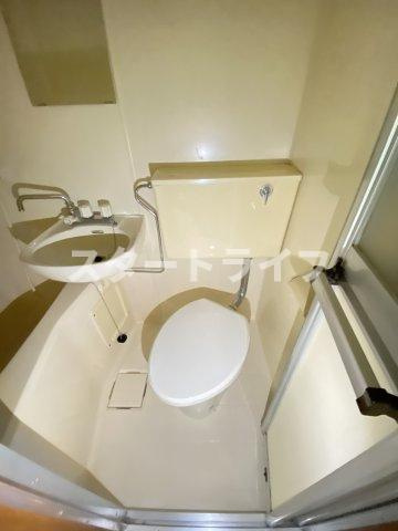 大阪市東淀川区淡路５丁目の賃貸マンションのトイレ