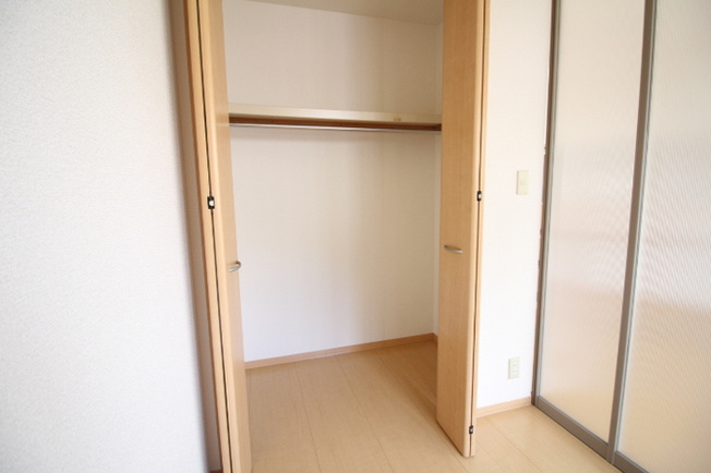【寝室】 | セジュール都府楼 | 収納（洋室）
