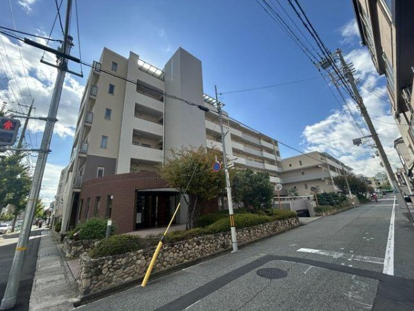 メゾン岡本南