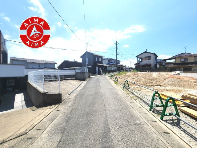 福岡市東区青葉6丁目第4-5棟（1号棟）の外観|前面道路含む現地の写真です。