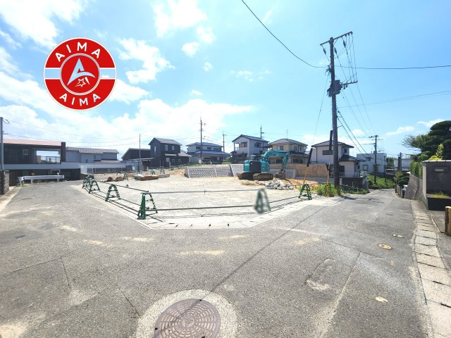 福岡市東区青葉6丁目第4-5棟（4号棟）の前面道路含む現地写真|見学の時間などお気軽にお問い合わせ下さい。