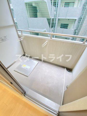 大阪市淀川区西宮原１丁目の賃貸マンションのバルコニー
