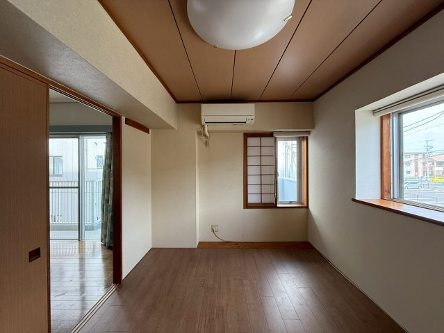 浜松アーバンライフの洋室