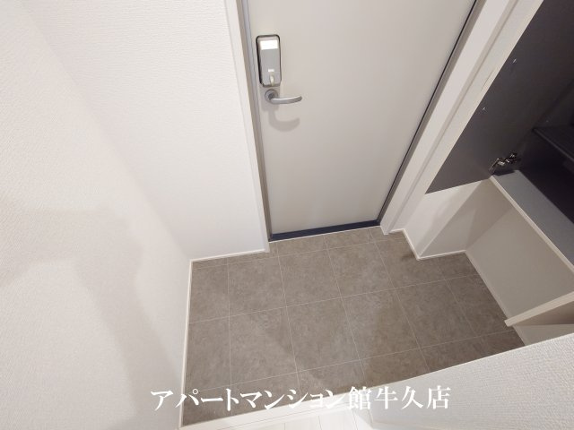 トリシア花水木 Mの玄関