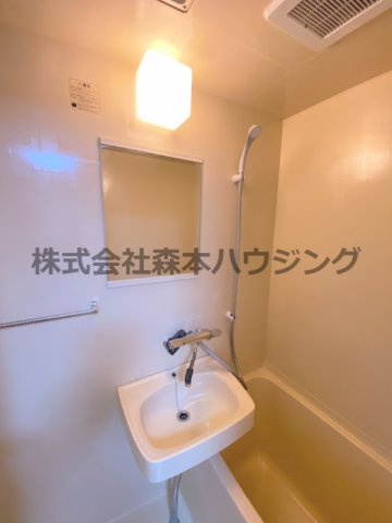 【洗面所】 | 　エステートTSUKUI | 洗面所です