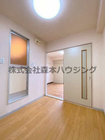 【居間・リビング】 | 　エステートTSUKUI | ゆったり過ごせる居間です