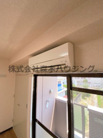 【設備】 | 　エステートTSUKUI | エアコンついてます