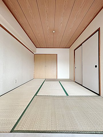 ヴイラージュ歌里の寝室