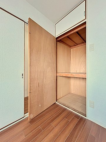 ヴイラージュ歌里の収納