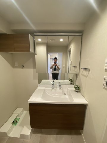 クリオ三ノ輪壱番館の独立洗面台