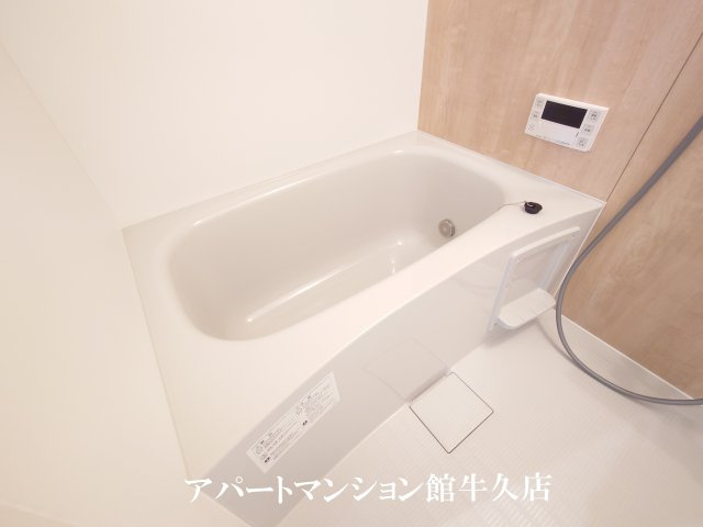 トリシア花水木 Yの浴室