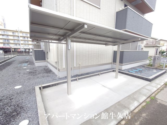 トリシア花水木 Yの駐車場