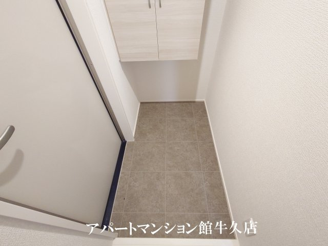 トリシア花水木 Yの玄関