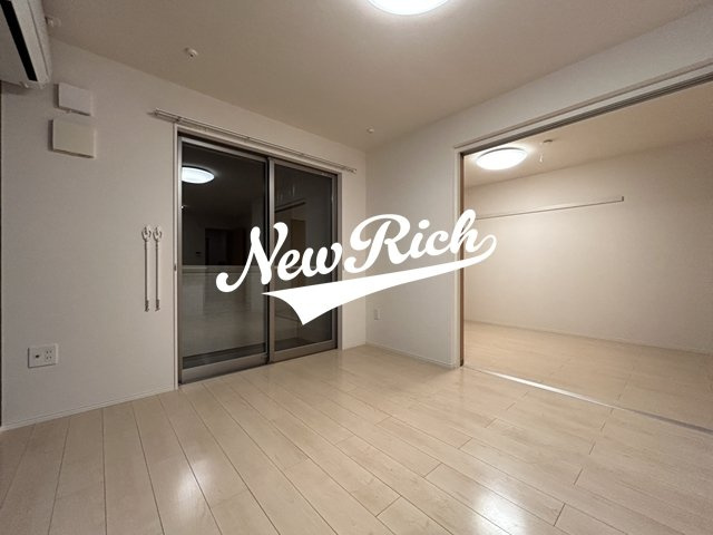 前橋市六供町３丁目のアパートのバルコニー