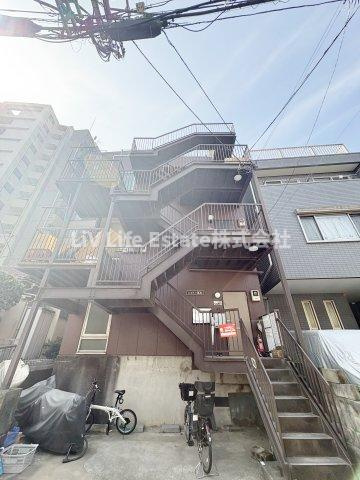 シャトー高杉の外観