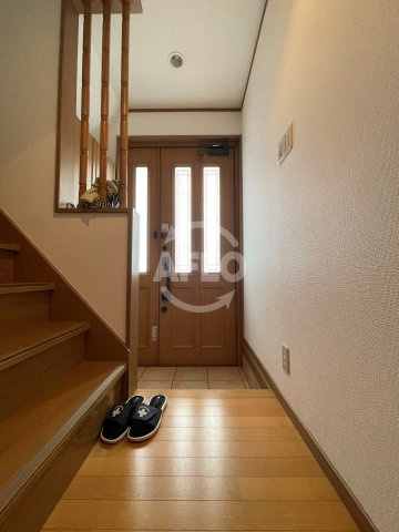 杭全2丁目戸建ての玄関