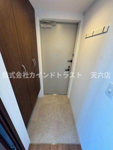 フランカー桜ノ宮SIXの玄関|収納もある玄関です