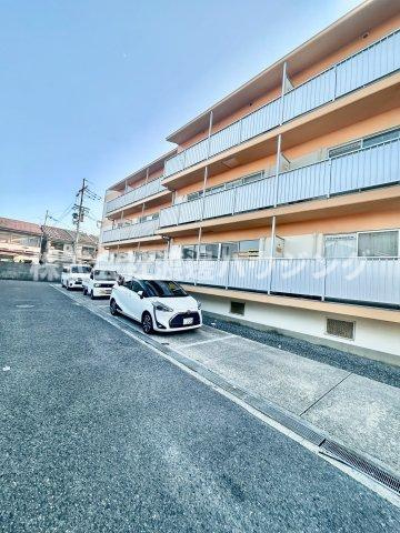 プログレッソ寝屋川の駐車場|空き有。