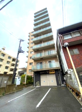 第３クリスタル三国駅前