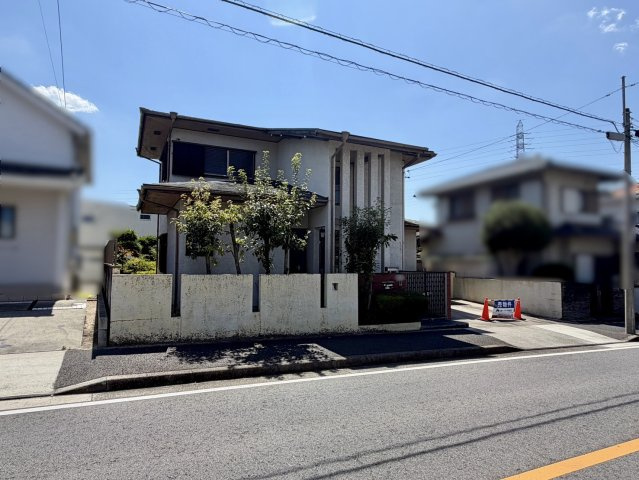 緑区神の倉四丁目戸建の前面道路含む現地写真|外観写真