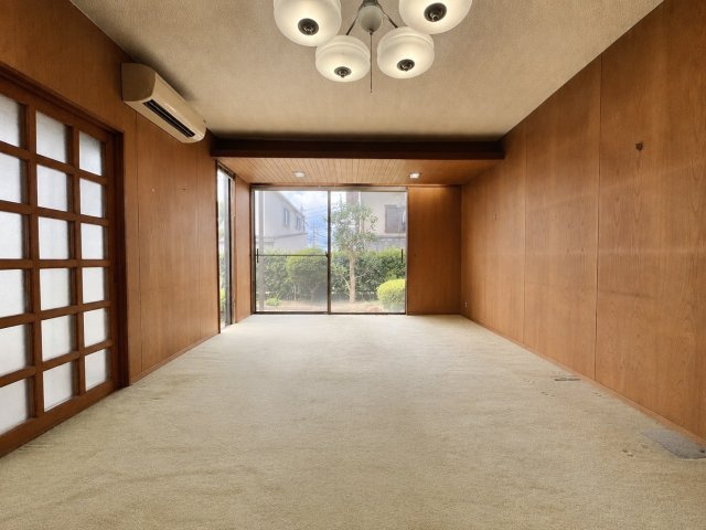 緑区神の倉四丁目戸建の居間・リビング|リビング