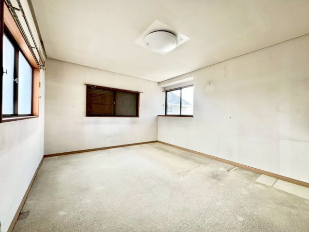 緑区神の倉四丁目戸建の洋室|洋室