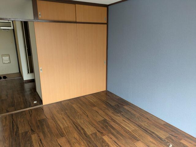 小金原第６コーポラスの洋室