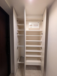 【別室参考写真】★収納力のあるシューズボックス★