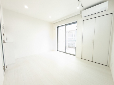 明るい印象のお部屋です！