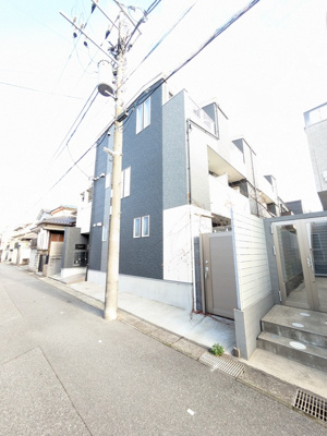 シックな外観です！