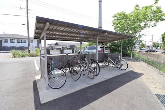 ルビー　Ｄのその他|駐輪場