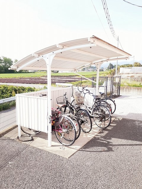 パルティールのその他