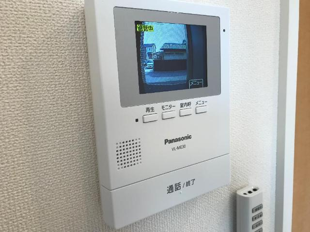 ルピナスの内装|カメラ付インターホン