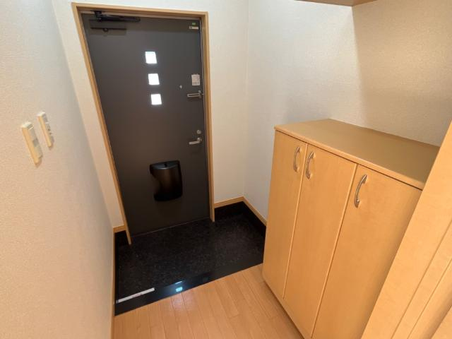 ウィステリア・Ｋの玄関|玄関