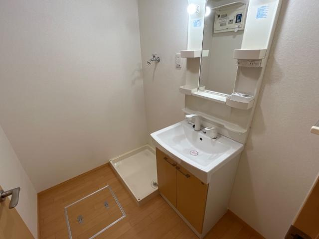 ウィステリア・Ｋの洗面所|洗髪洗面化粧台