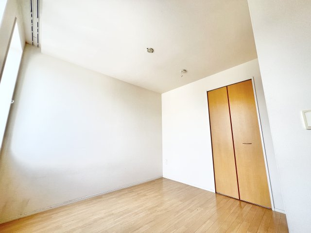 リバテンハイツの子供部屋|※別部屋参考写真