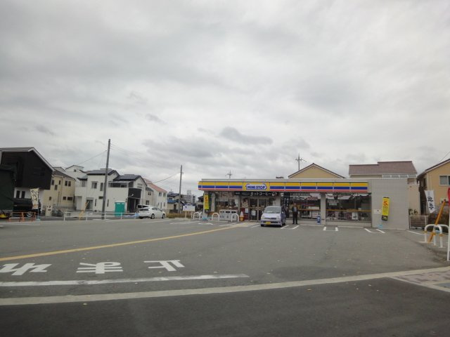 エトワールシャトーⅠの周辺|ミニストップ伊丹鴻池店まで1,640ｍ
