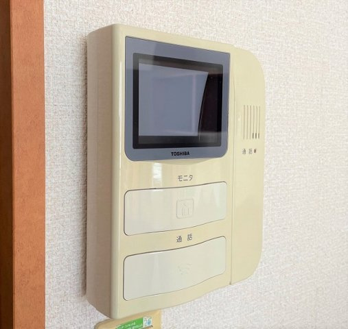 レオパレスパピヨンＡのその他|モニター付きインターフォン