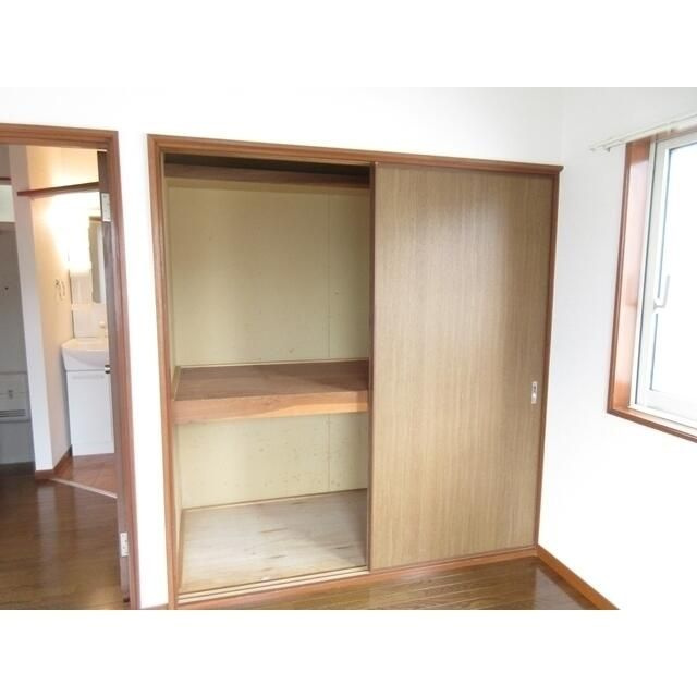ウイングフルールＡの収納