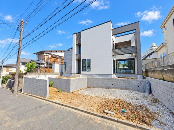 横浜市旭区中沢３丁目の新築一戸建の前面道路含む現地写真|閑静な住宅街につき住環境良好です♪
お気軽にお問い合わせください。