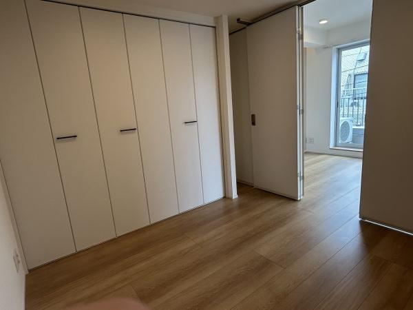 世田谷区玉川４丁目の賃貸マンションの洋室