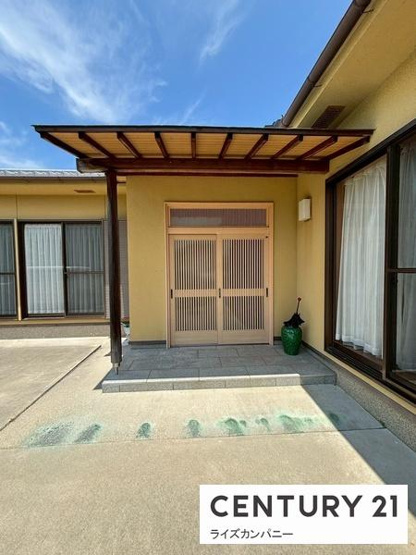 【玄関】 | 泉佐野市中庄　中古戸建