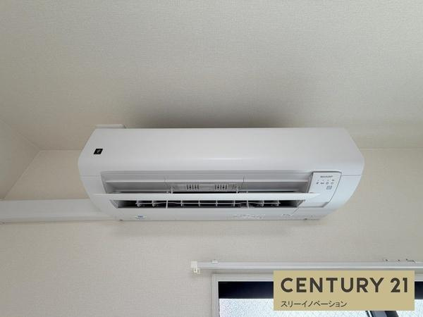 Mana Linaの居間・リビング|★エアコンもついてます★