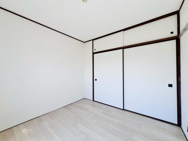 三ツ池ハイツD棟の子供部屋