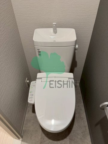  MODERN PALAZZO博多Bayのトイレ|清潔感のあるトイレです。