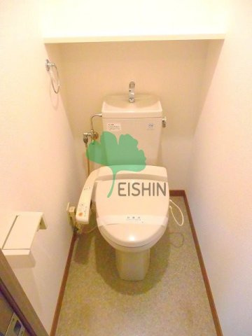 ロイヤル呉服のトイレ|清潔感のあるトイレです。