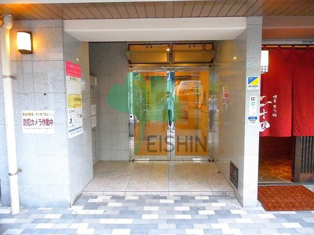 リファレンス博多のエントランス