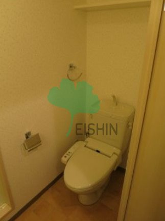リファレンス博多のトイレ|清潔感のあるトイレです。