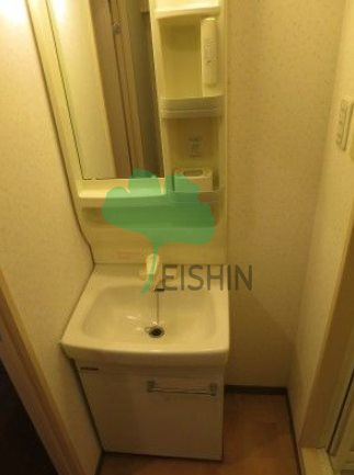 リファレンス博多の洗面所|シンプルで使いやすい洗面台です！
