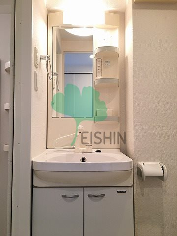 レジデンシャルヒルズ博多南の洗面所|シンプルで使いやすい洗面台です！